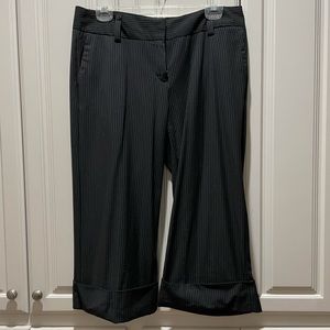 Gap Black Pinstriped Dress Capris - 12